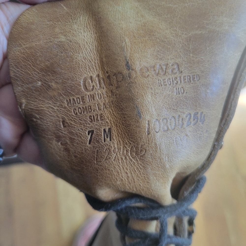 Leather Chippewa Lace Up Boots - Picture 8 of 8